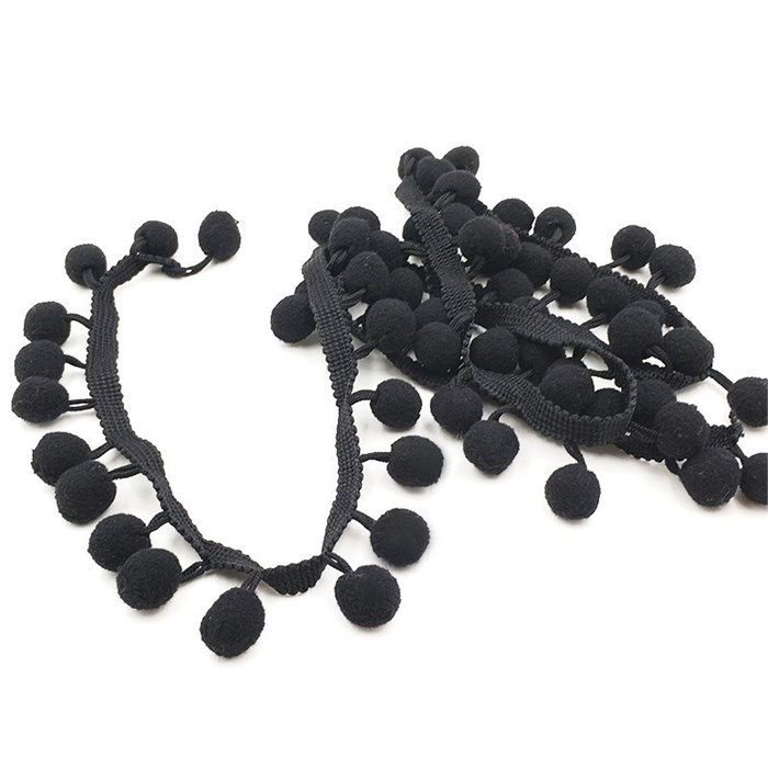 Тесьма с помпонами арт.TPK шир.20-25мм цв.черный уп.8м 306261 - фото 251768