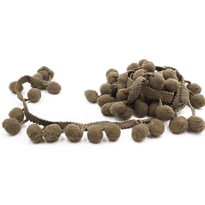 Тесьма с помпонами арт.TPK шир.20-25мм цв.коричневый уп.8м 306266 - фото 251773