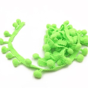 Тесьма с помпонами арт.TPK шир.15-20мм цв.23 салатовый уп.18м 306242